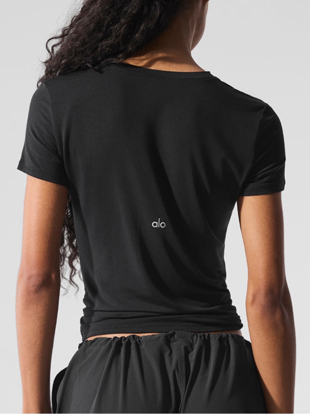 Alo All Day Short Sleeve - Size M